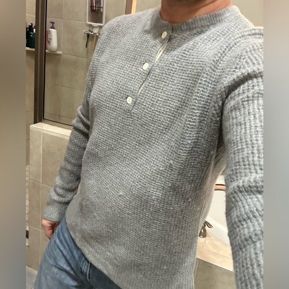 Abercrombie & Fitch Other - Abercrombie & Fitch Waffle Knit Henley Large Gray